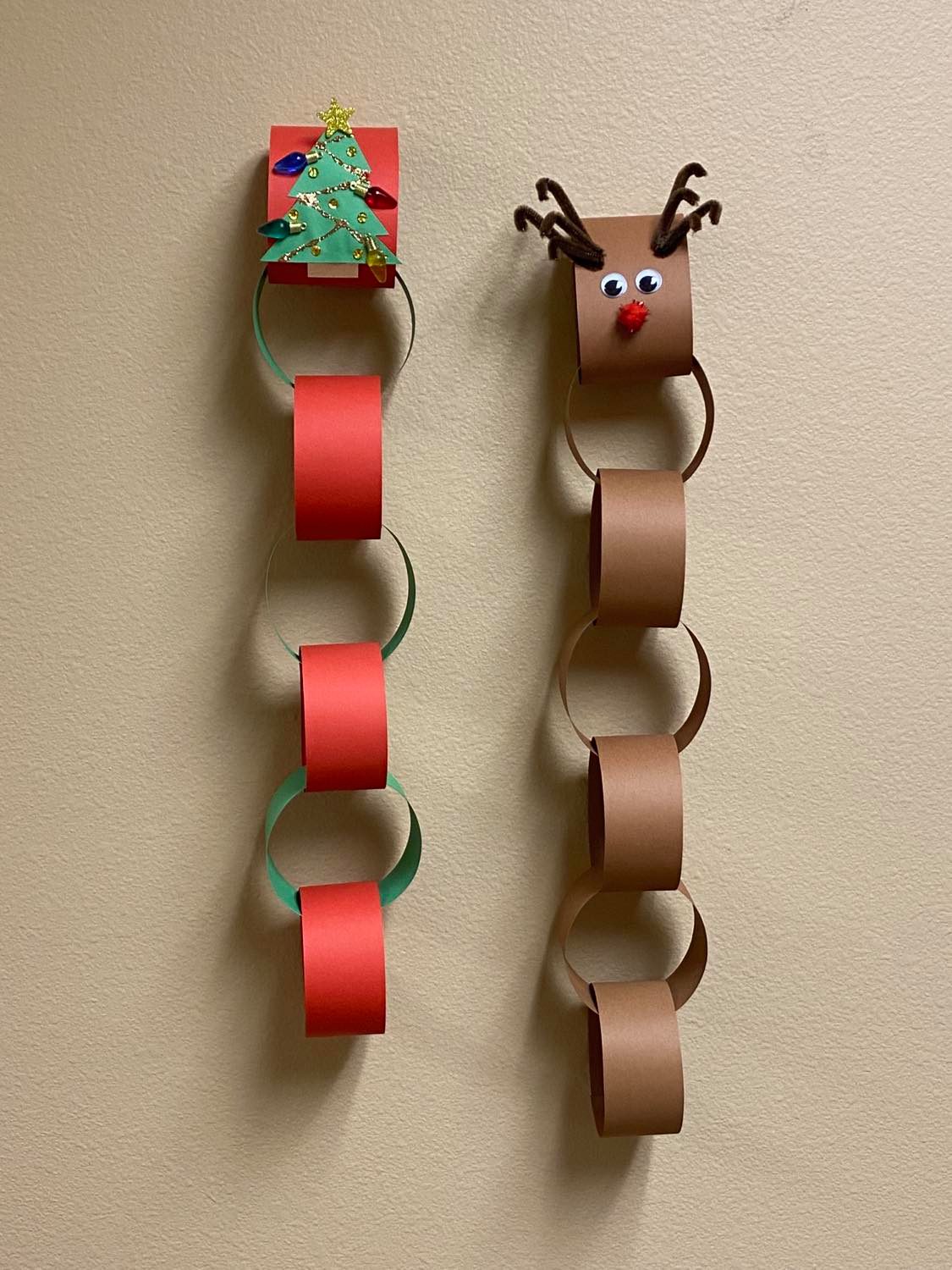 Finished holiday countdown chains